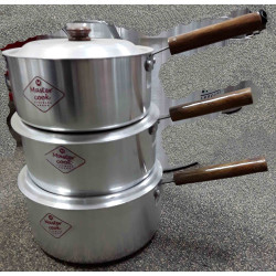 2-4 TEAK HANDLE STEWPAN SET 22-24-26 CM