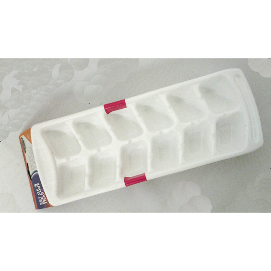ICE CUBE TRAY 3 PC -Assorted plastics image